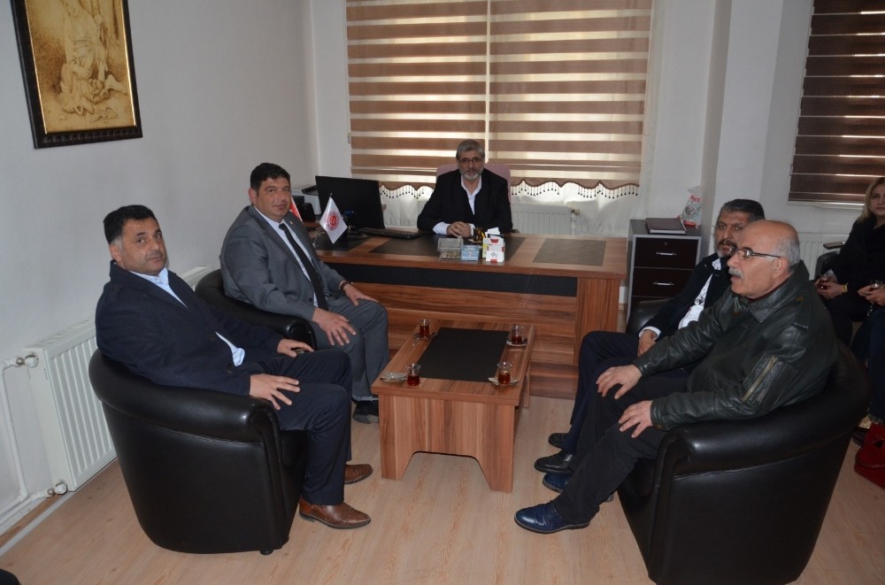 Cem Parlak’tan Yetimler Derneğine ziyaret 