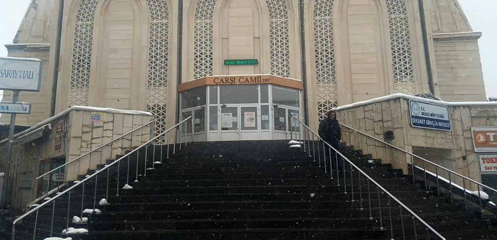 Cemaat ile namaz kılmaya ara verilince Develi camileri boş kaldı 