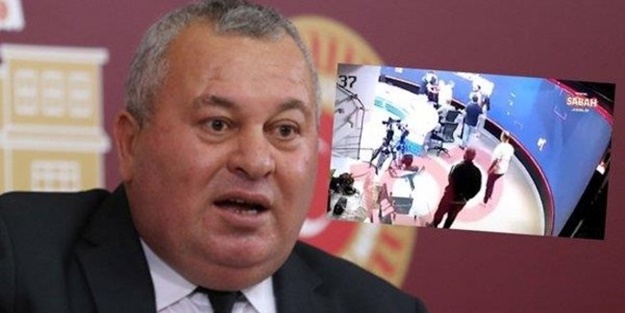 Cemal Enginyurt’un ettiği küfürleri duysaydınız... Barış Yarkadaş açtı ağzını yumdu gözünü!