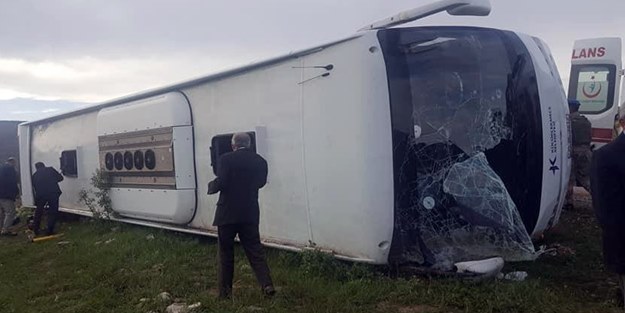 Cenaze dönüşü feci kaza: 7 ölü, 29 yaralı!