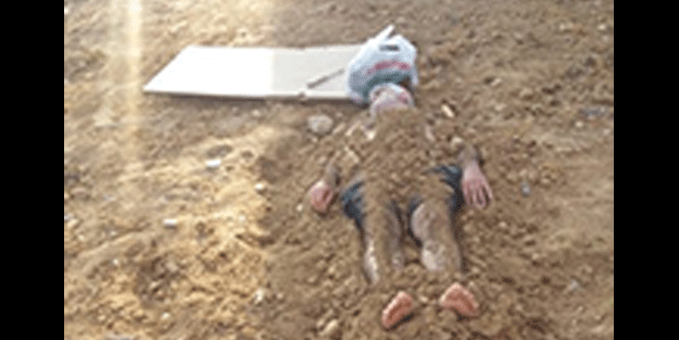 Böylesi Türk filmlerinde bile olmaz! Cenaze töreni gibi olayın altından bakın ne çıktı
