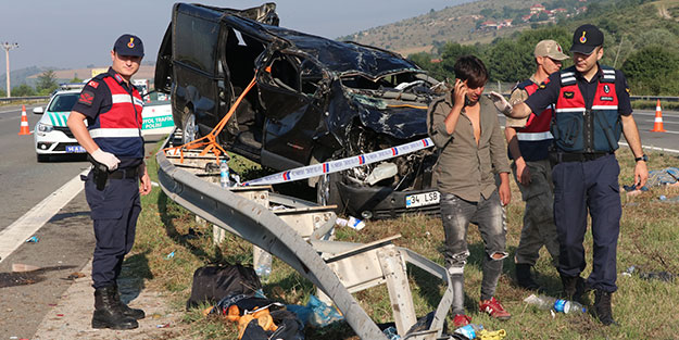 Cenazeden dönüyorlardı... Feci kaza! Ölü ve çok sayıda yaralı var