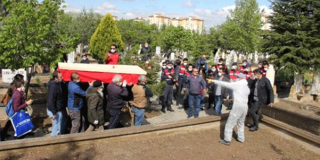 Cenazesi kabul edilmeyen Grup Yorum üyesi İbrahim Gökçek için başka bir yol bulundu