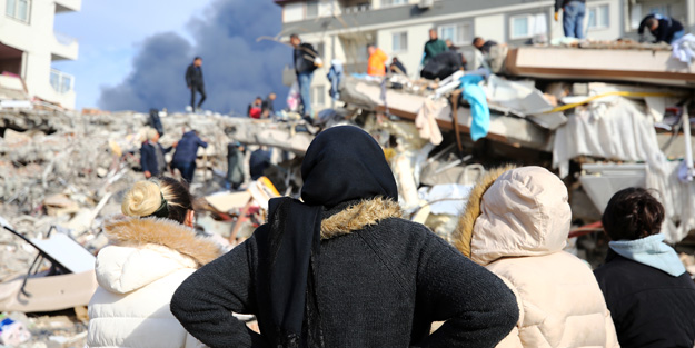 Cengiz Holding’den deprem bölgesine 500 milyon TL bağış