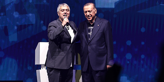 Cengiz Kurtoğlu sürpriz yapmıştı! Cumhurbaşkanı Erdoğan: Bir ara kulağına eğildim...