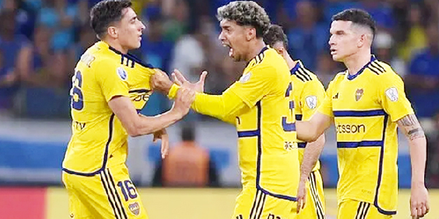 Cengiz Ünder resmen kafa tutuyor! Sürpriz takas teklifi! Mou istiyor ama, Medina transferinde büyük kriz