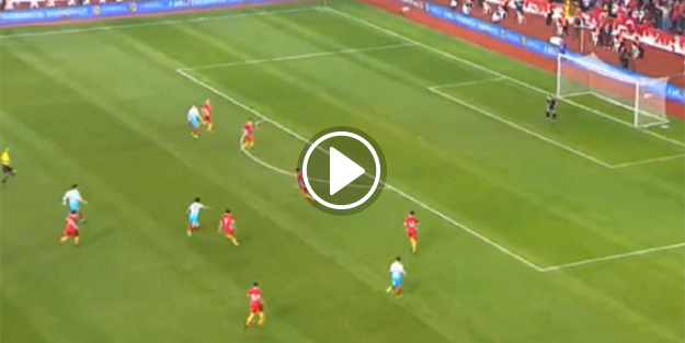 Başakşehir'in genç yıldızından muhteşem gol!