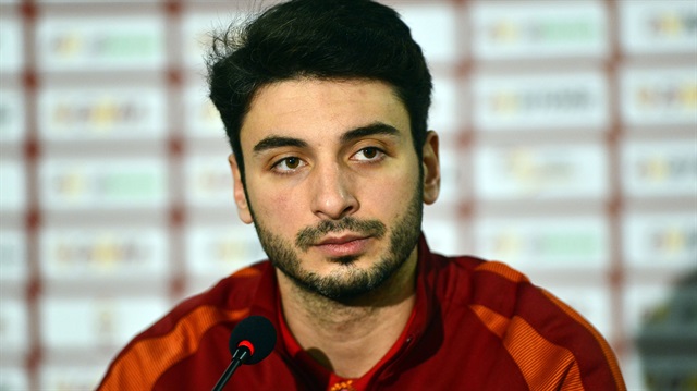 Galatasaray'ın yıldızı İspanyol deviyle anlaştı!