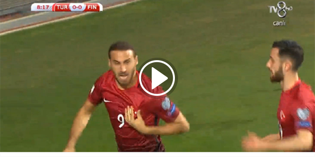 Cenk Tosun 15 dakikada fişi çekti