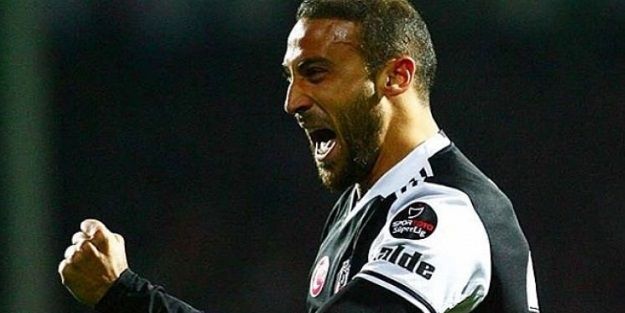 Cenk Tosun devam edemedi!