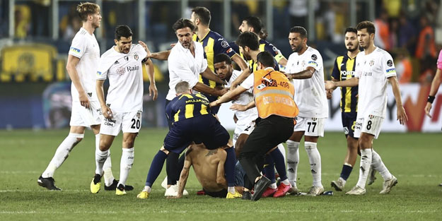 Cenk Tosun: Salih'in futbol hayatı bitebilirdi