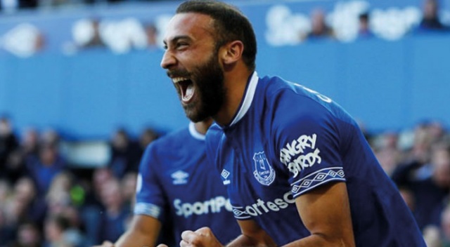 Cenk Tosun sonradan girdi, golünü attı