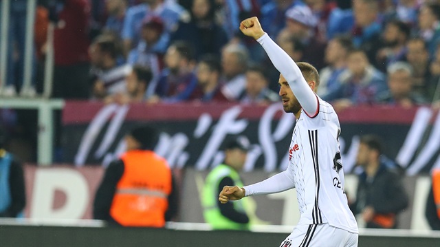 Cenk Tosun'dan duygusal paylaşım