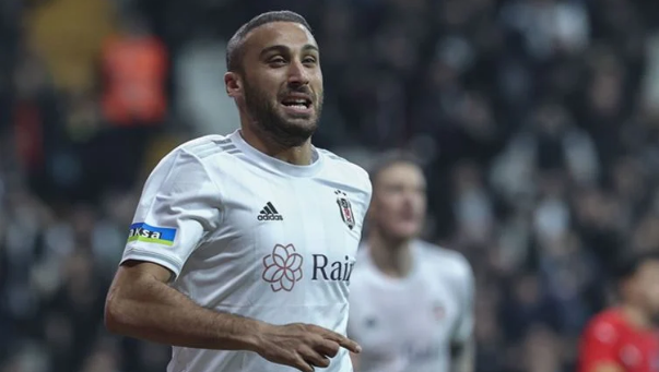 Cenk Tosun'dan tarihe geçiren performans