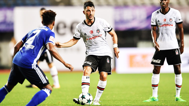 Cenk'in golleri Beşiktaş'a yetmedi!