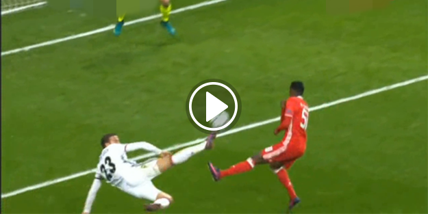 Cenk Tosun'dan Vodafone Arena'yı ayağa kaldıran gol!