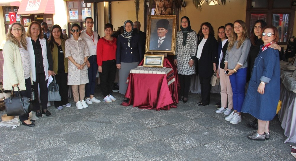 “Cennet Vatanın İlk Adım Kadınları” sergisi 