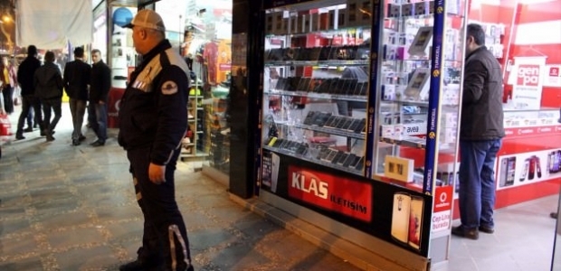 Cep telefonları hayatlarını kurtardı