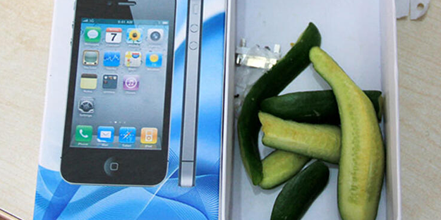 Cep telefonu yerine salatalık gönderenler ayvayı yiyecek!