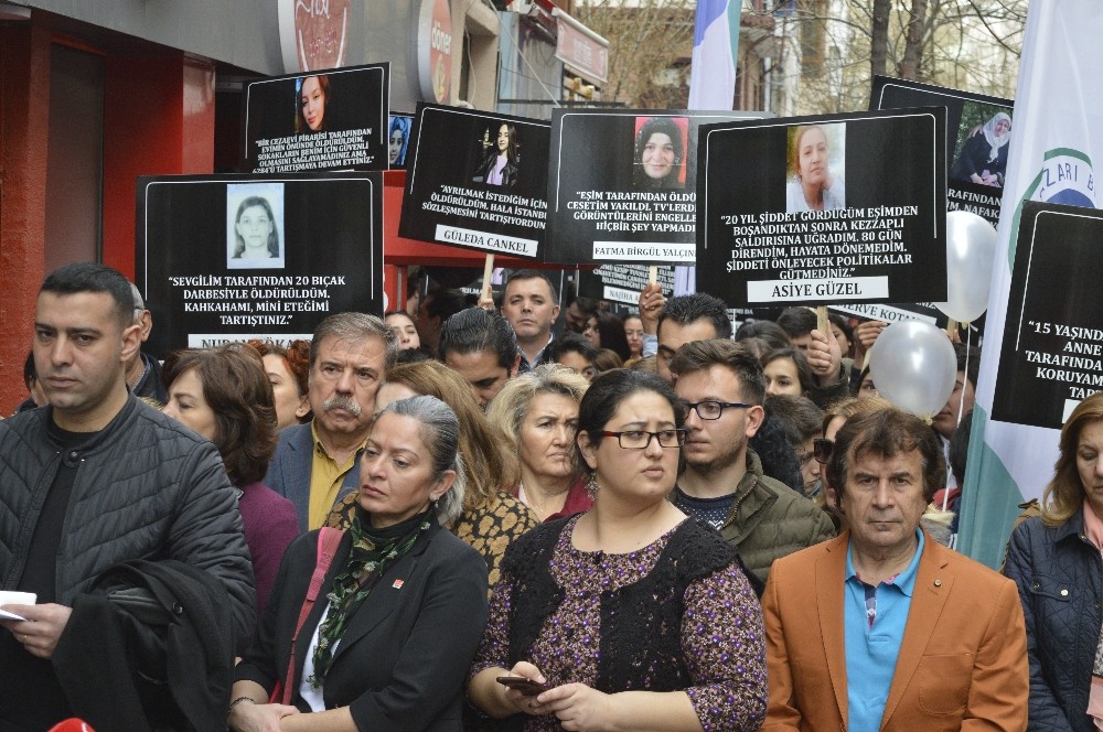 Ceren Özdemir’in annesi: 