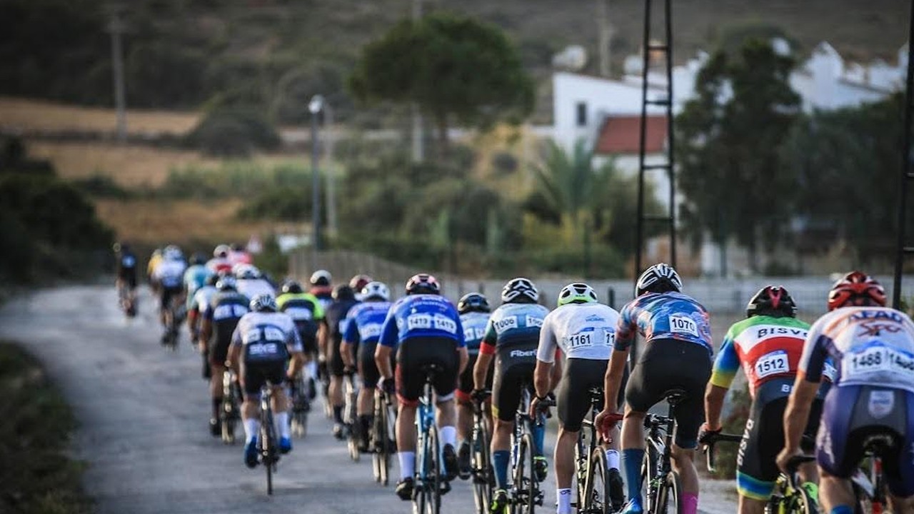 Çeşme, bisiklet tutkunlarını konuk edecek. Veloturk Gran Fondo Çeşme by Salcano, 25-26 Ekim’de gerçekleşecek