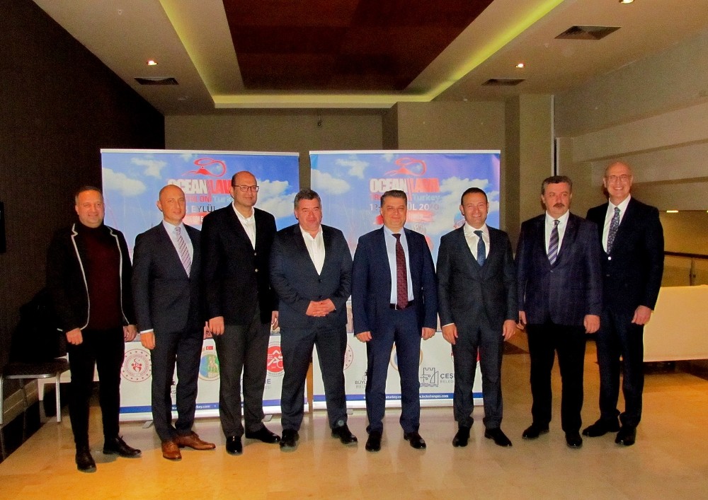Çeşme’de triatlon heyecanı 