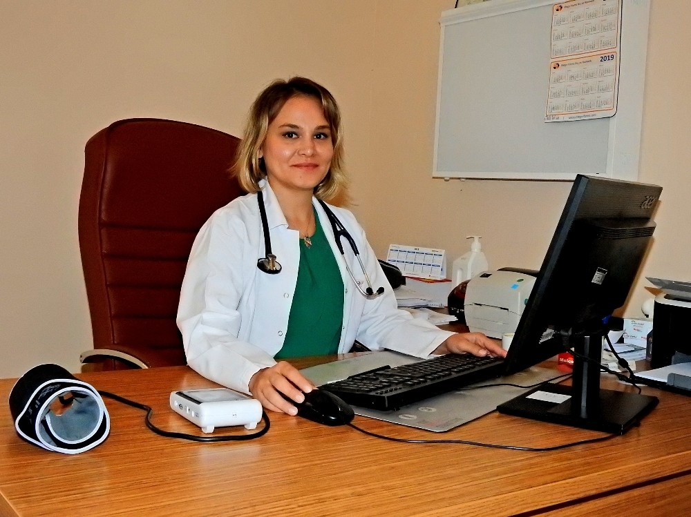 Çeşme’nin kardiyoloji uzmanı sorunu geçici olarak çözüldü 