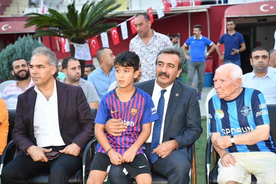 Çetin’den şöhretler maçında derbi mesajı 