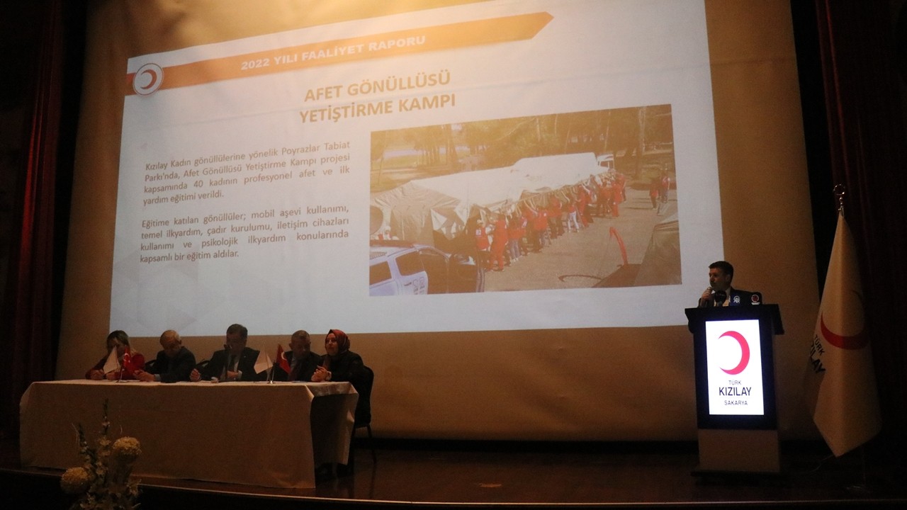 Cevdet Koç, Türk Kızılayı Sakarya Şubesi Başkanlığı'na yeniden seçildi