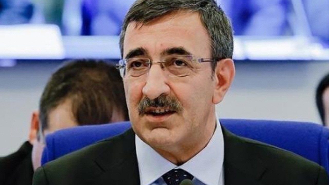 Cevdet Yılmaz kamuoyunu bilgilendirdi: 2025'te yükümüz hafifleyecek