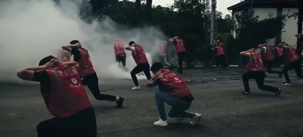 Çevik kuvvet polisi yeni normalleşmeye böyle hazırlandı 