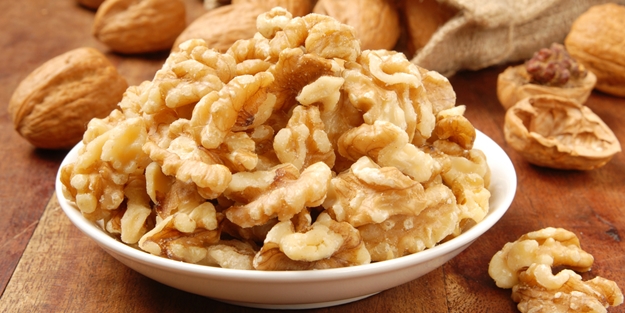 Ceviz kalp krizi riskini azaltıyor!