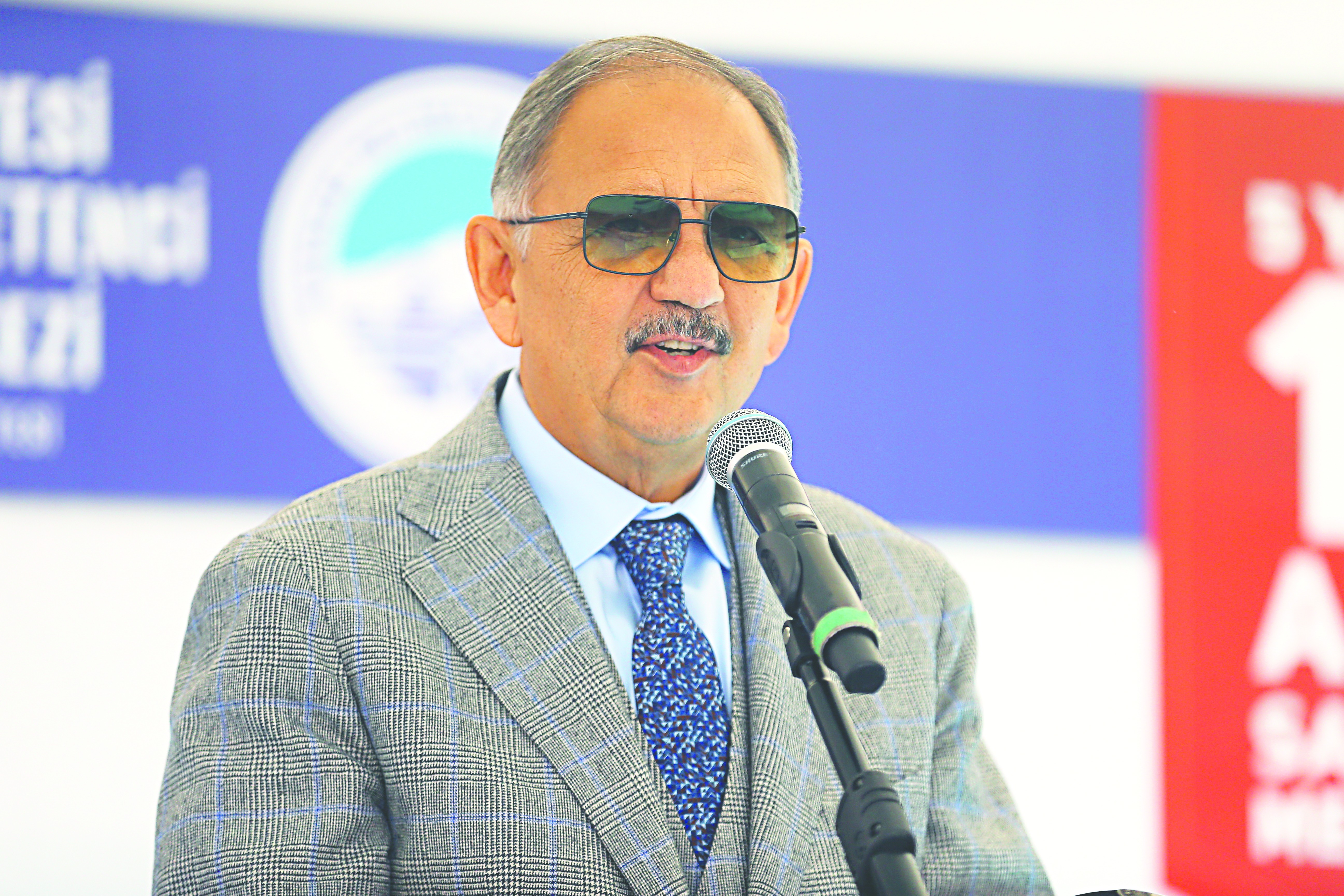 Çevre Bakanı Özhaseki: Deprem bölgesinde 300 bin konutun yapımı devam ediyor