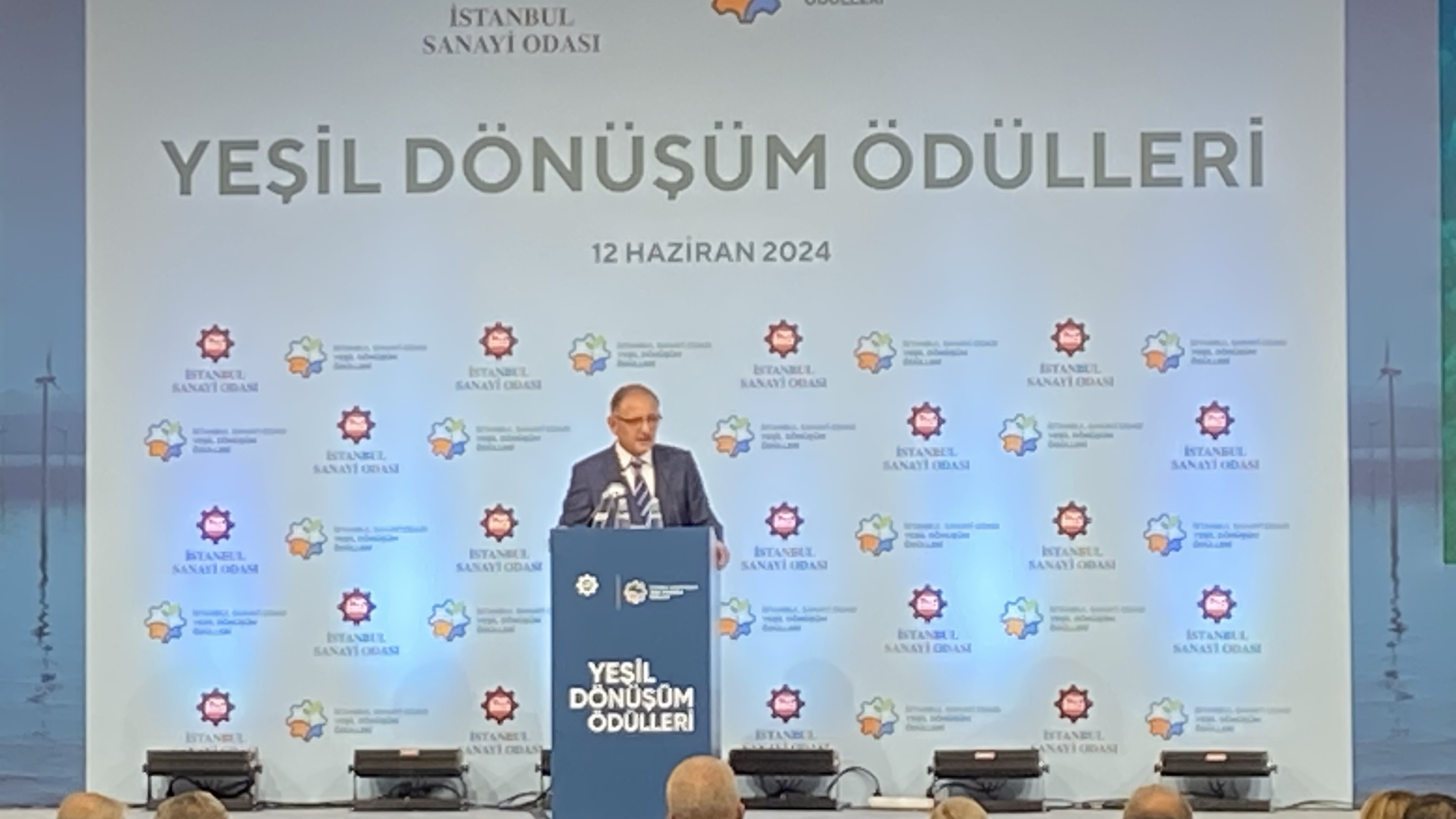 Çevre, Şehircilik ve İklim Değişikliği Bakanı Mehmet Özhaseki, Yeşil Dönüşüm Ödül Töreni’nde konuştu