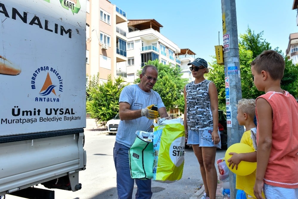 Çevreci Komşu Kart’la 4 milyona doğru 