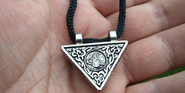 Cevşen insanı korur mu? (VİDEO)