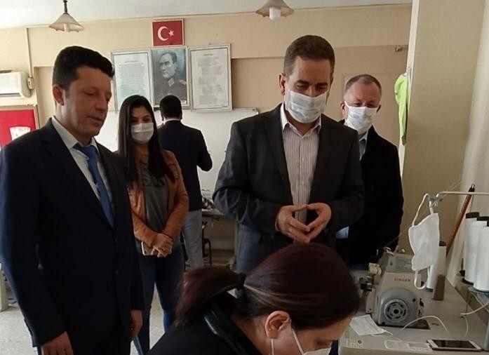 Ceyhan HEM’de günlük bin adet maske üretilmeye başlandı 