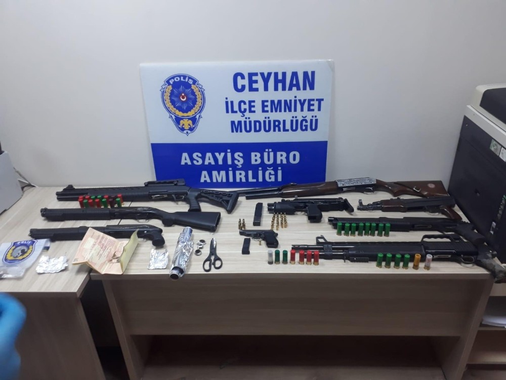 Ceyhan’da 2 kişinin silahla yaralandığı olaya 12 gözaltı 