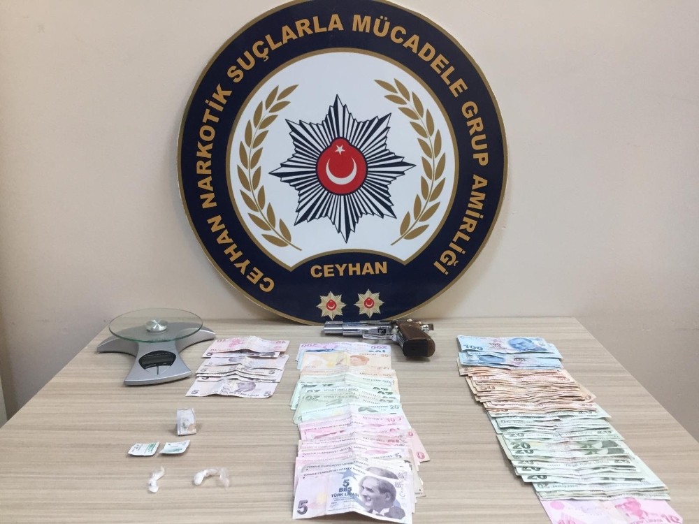 Ceyhan’da uyuşturucu operasyonunda 8 gözaltı 