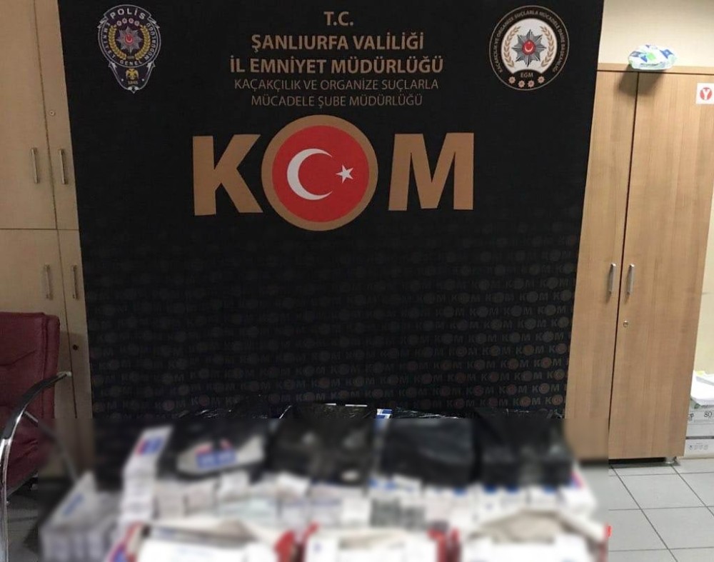 Çeyiz eşyaları arasına gizlenmiş kaçak sigaralar ele geçirildi 