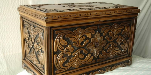 Çeyiz sandığından çıkanlar polisi şoke etti!