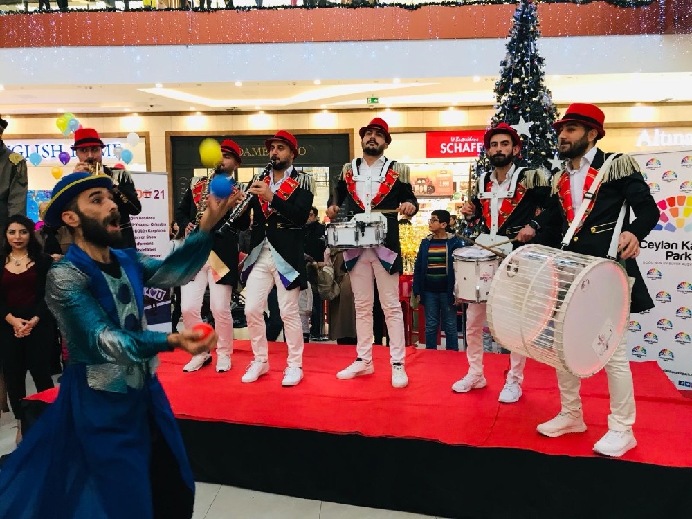 Ceylan Karavil’de yeni yıl çoşkusu 