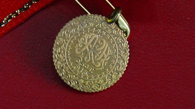 Çeyrek altın 202 liradan işlem görüyor