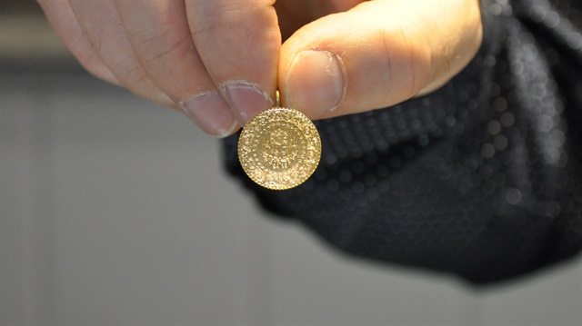 Çeyrek altın 211 liradan satılıyor