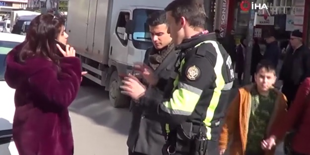 Ceza yazan polisin yanında babasını arayıp polisi tehdit etti! Savcılık harekete geçti