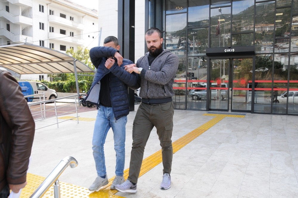 Cezaevi firarisi çalıştığı oto yıkamacıda yakalandı 