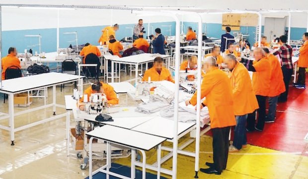 Cezaevinde çifte kazanç