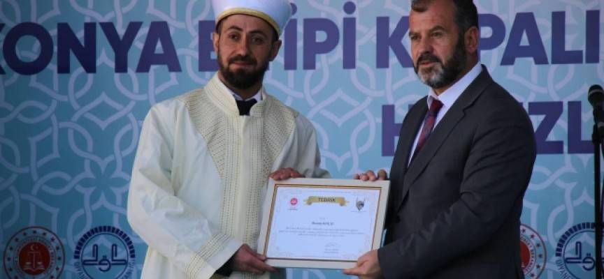 Cezaevindeki hafızlar koğuşu 2 mezun daha verdi