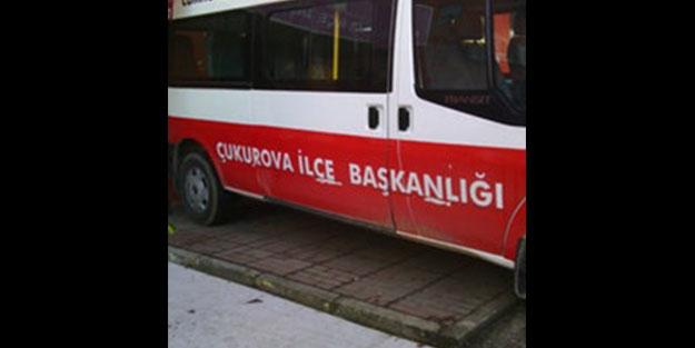 Cezaevinden çıkan CHP'li parti aracını çaldı, kaza yaptı...