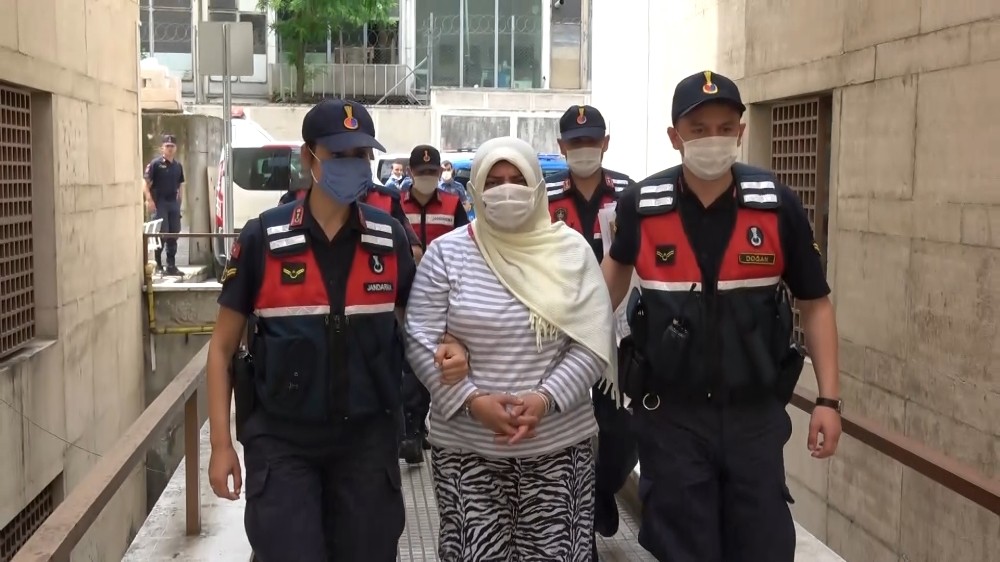Cezaevinden çıkan kadın, gelinlerini öldürdü 